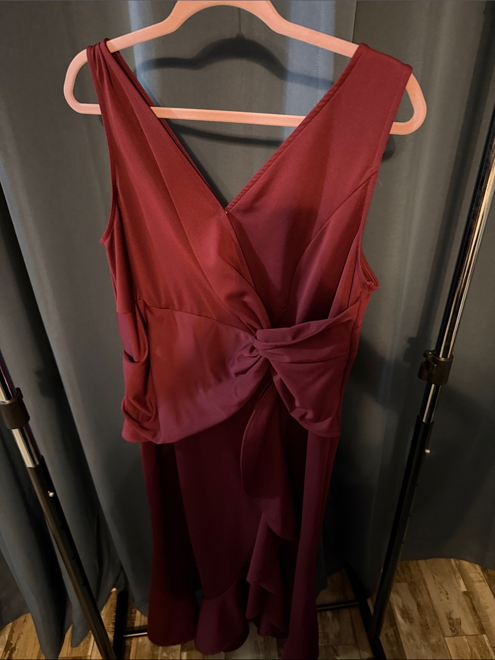 Sleeveless Twist-Front Midi Dress in Burgundy